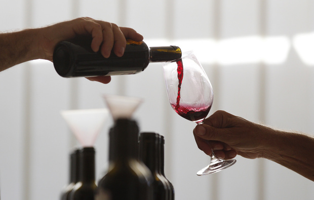 Наука и вино. 12 свежих причин пить красное сухое