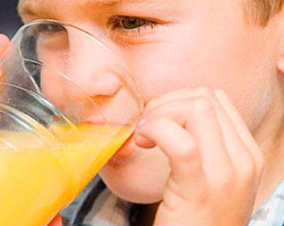 Морковный сок, полезные свойства и противопоказания для человека
