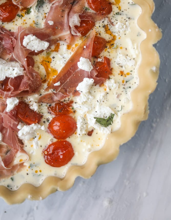 prosciutto, herb & goat cheese quiche I howsweeteats.com #quiche #goatcheese #brunch #prosciutto #breakfast