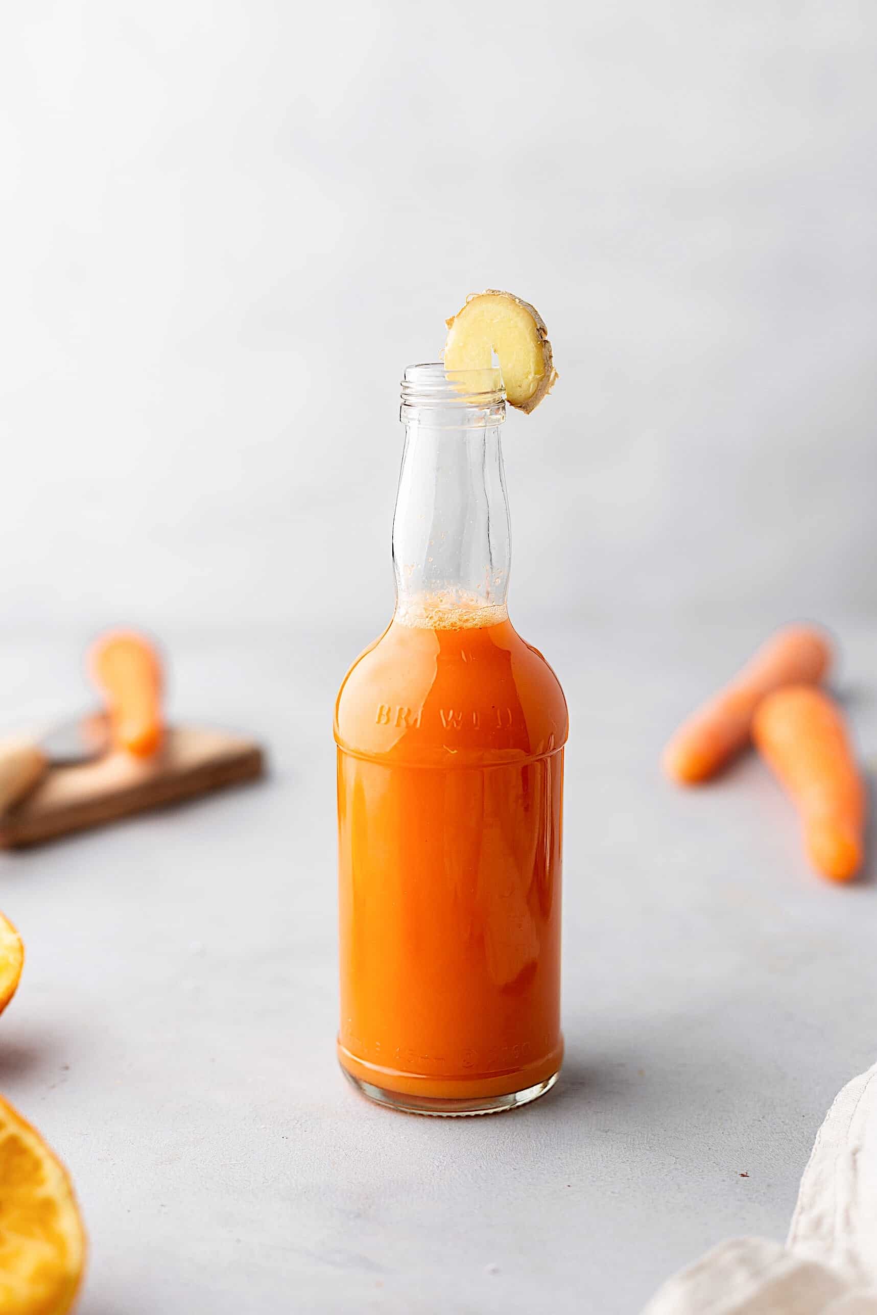 Immune Boosting Orange, Carrot and Ginger Juice #juice #recipe #drink