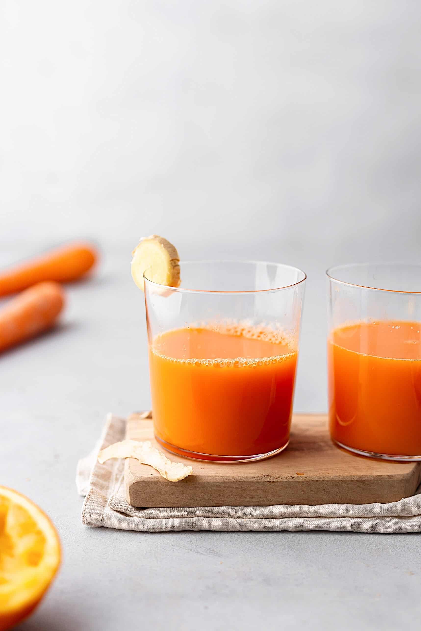 Immune Boosting Orange, Carrot and Ginger Juice #juice #recipe #drink