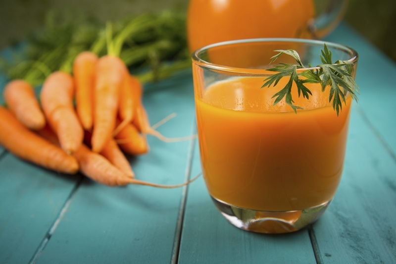 Морковный сок: настоящая находка и спасение при многих заболеваниях!