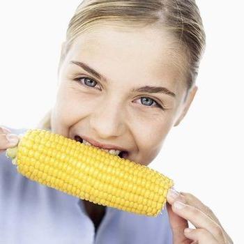Как сварить кукурузу мягкой и сочной?