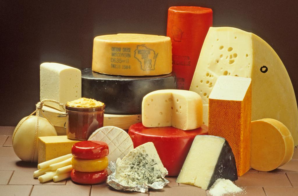 Полезно ли кушать сыр