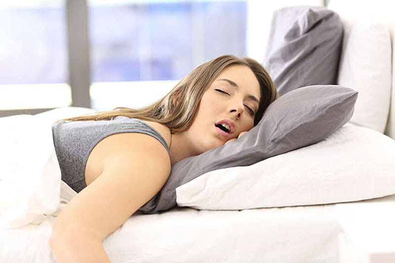 Неправильные позы во время сна