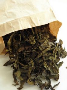 Ферментированный чай из листьев смородины