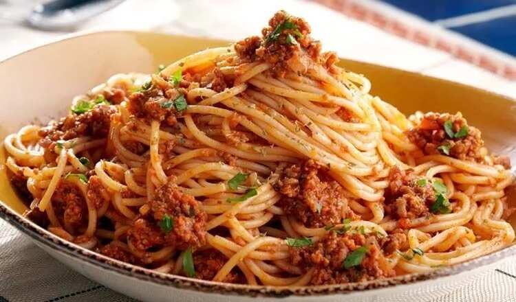 Beef and Spaghetti Stew best Nigerian dishes for dinner ideas