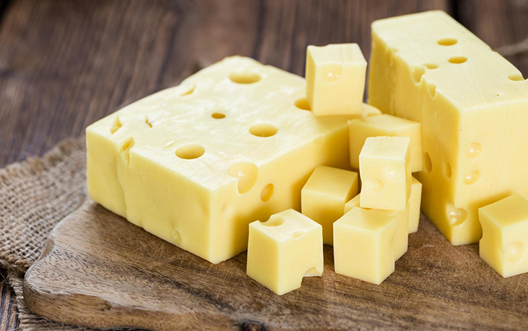 Сыр прямоугольниками