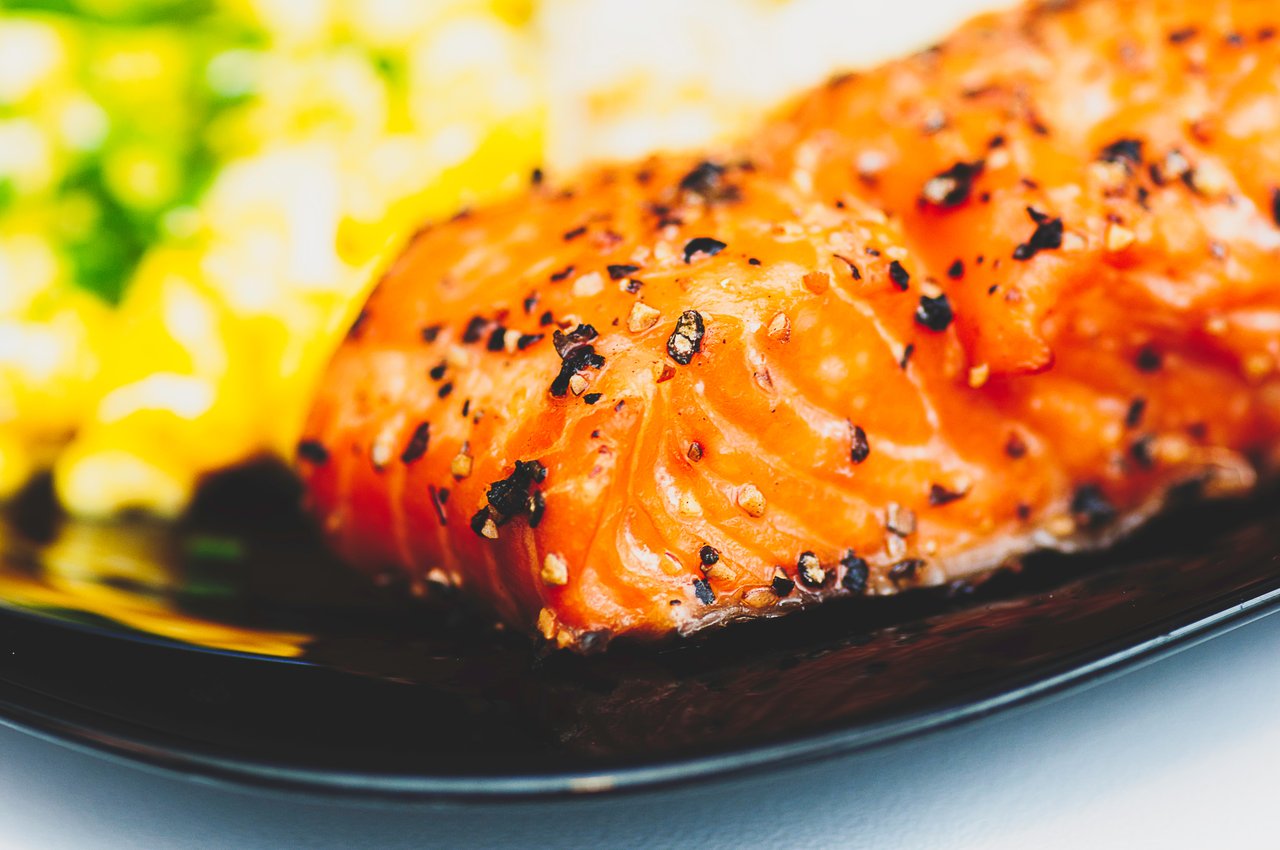 salmon healthy skin food