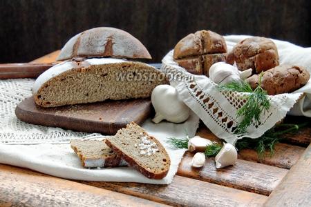 Фото рецепта Чёрный хлеб с чесноком