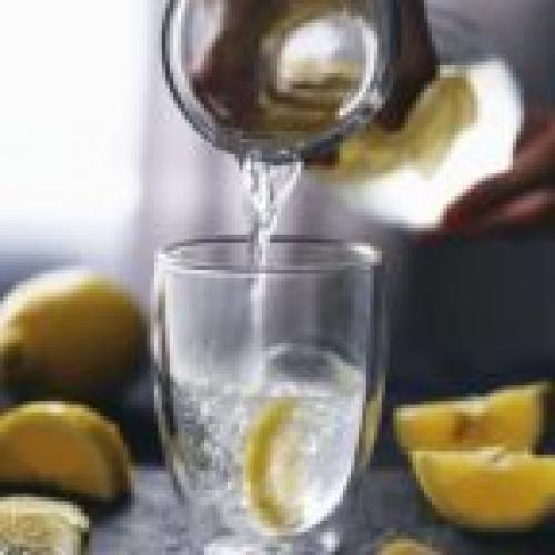 Почему вода с лимоном ощелачивает. Почему лимон ощелачивает организм