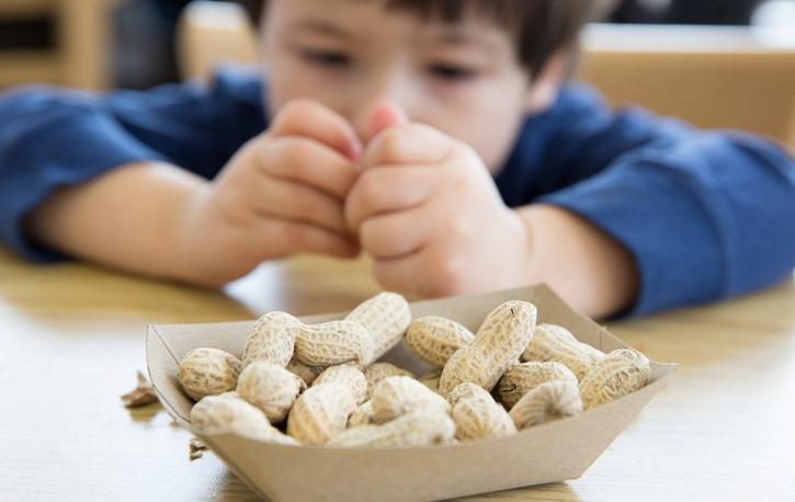 Польза арахиса для ребенка