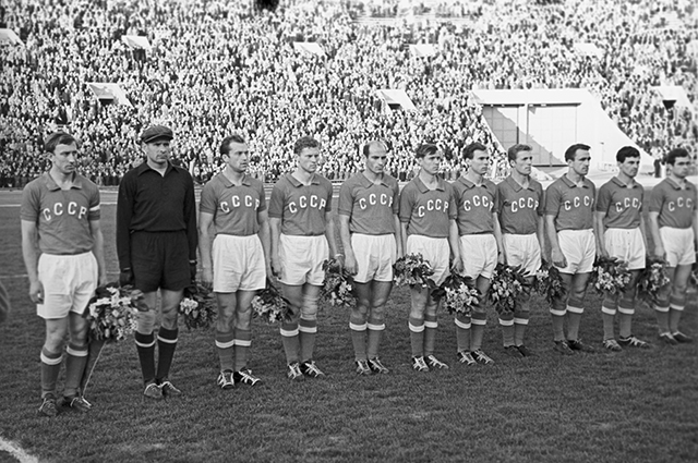 Сборная команда СССР по футболу 1960 года.