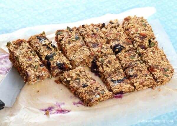 Super healthy granola bar recipe - sugar free dairy free and nut free - great healthy snack for refuelling the whole family