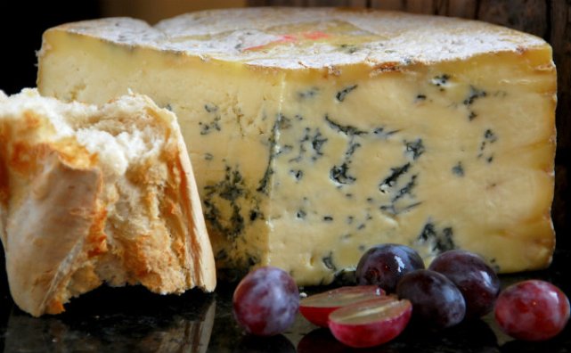 Сыр рокфор - секрет долголетия французов
