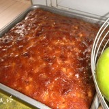 Влажный яблочный пирог с коричной пропиткой