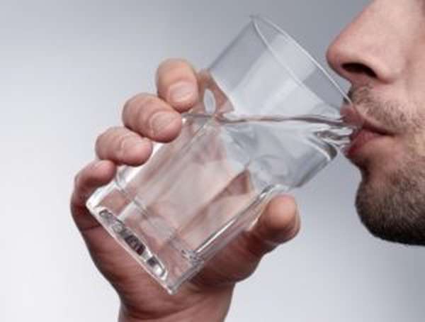 Польза и вред кремниевой воды, как ее сделать и принимать